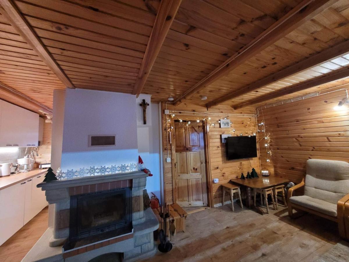 Urocza Chata Z Sauna W Bieszczadzkim Parku Krajobrazowym Bukowiec  Extérieur photo